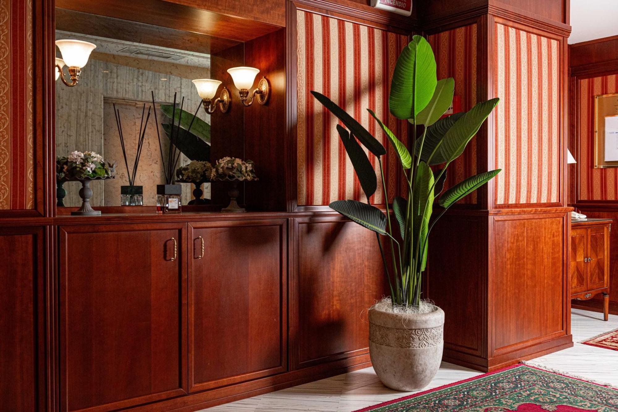 קונאו Phi Hotel Principe מראה חיצוני תמונה