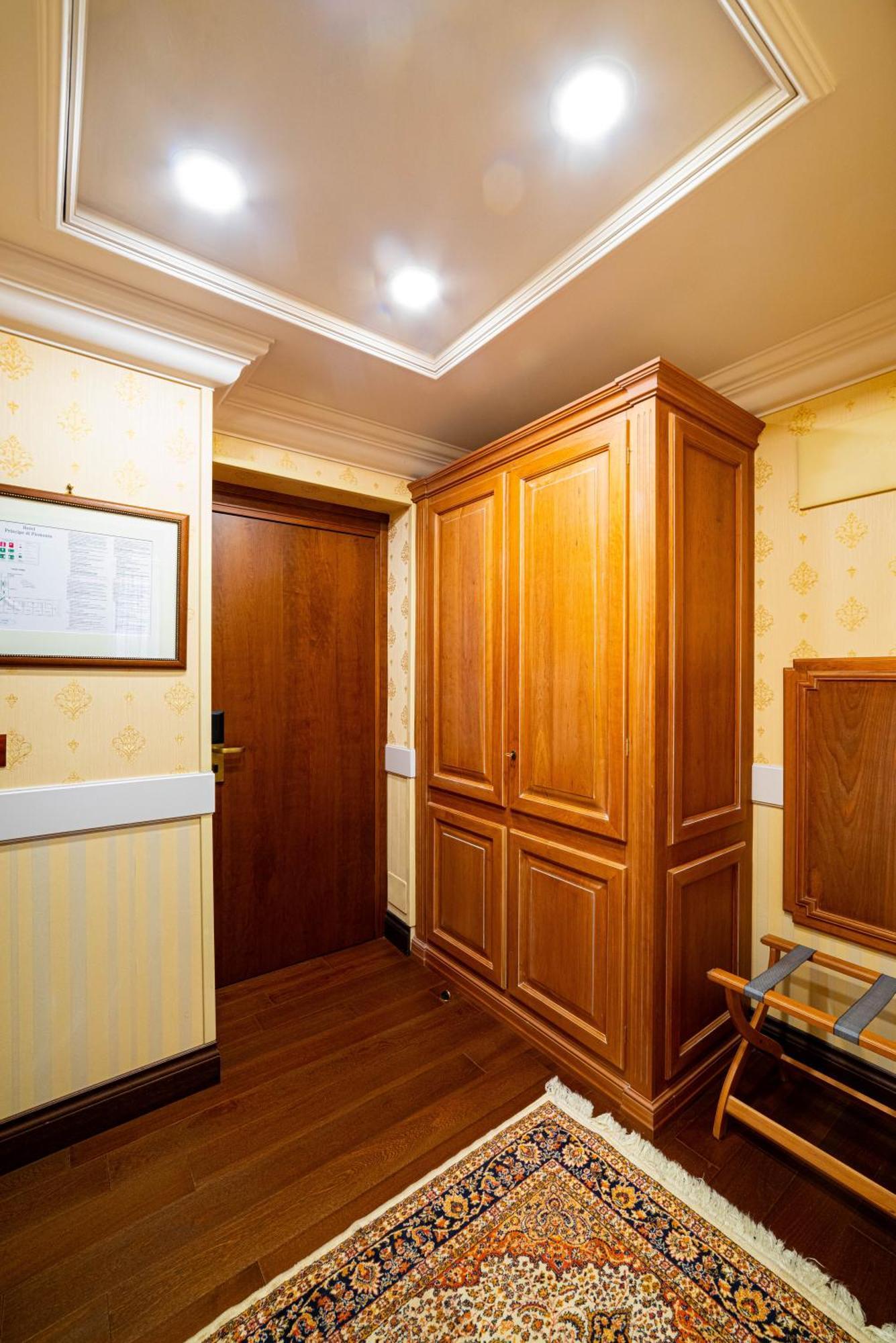 קונאו Phi Hotel Principe מראה חיצוני תמונה