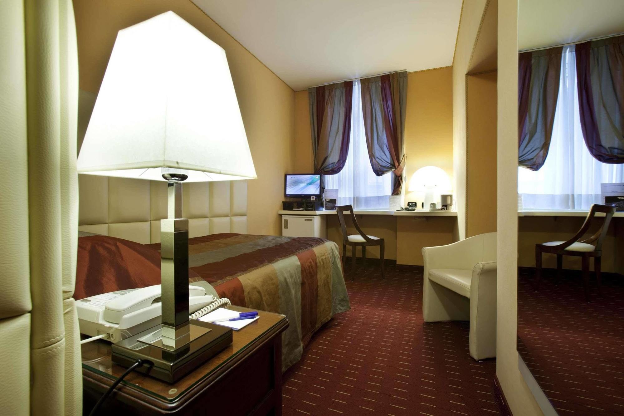 קונאו Phi Hotel Principe מראה חיצוני תמונה