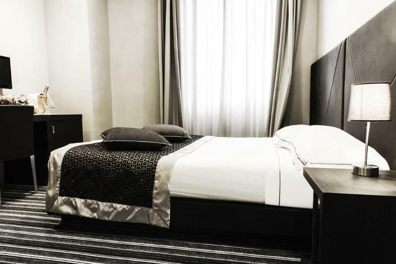 קונאו Phi Hotel Principe מראה חיצוני תמונה